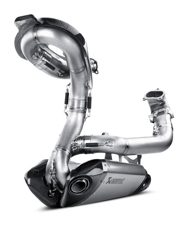 Sistema de escape Akrapovic Evolution