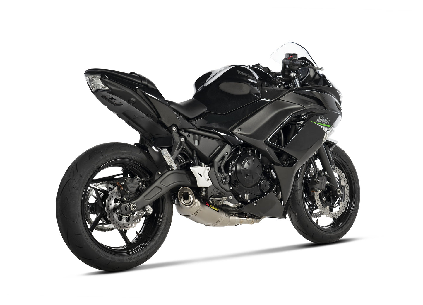 Sistemas de escape Akrapovic Racing para Kawasaki Ninja 650 / Z 650 2021-2026