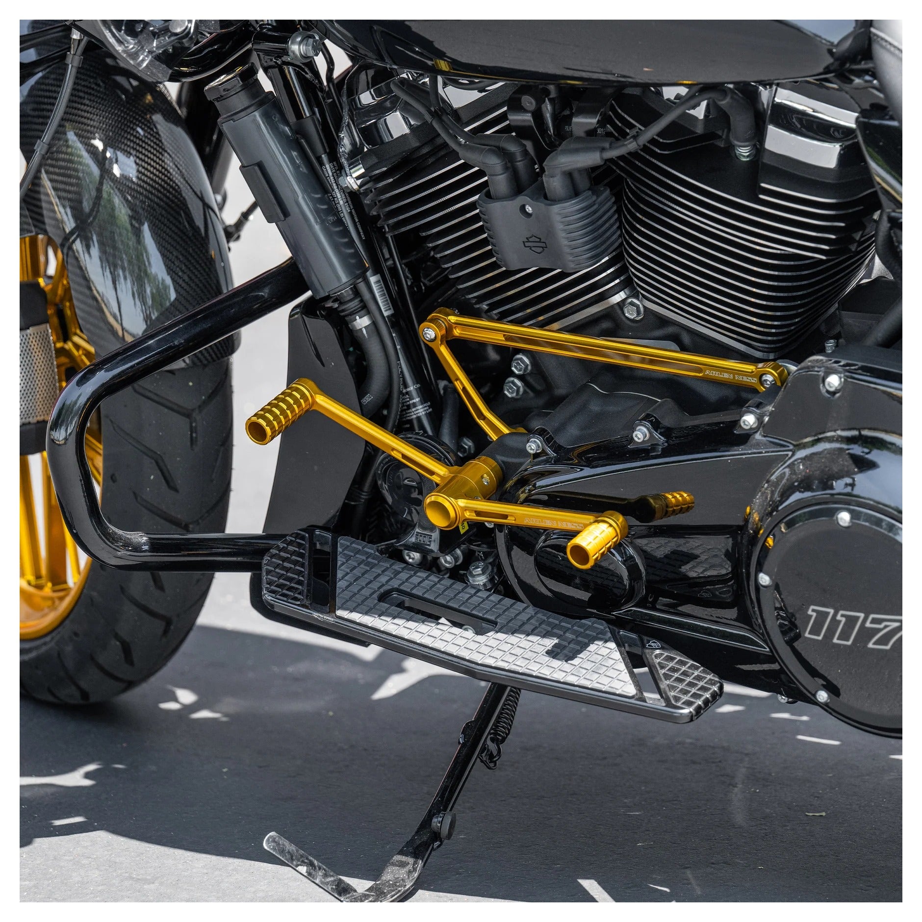 Kit de pedal Arlen Ness Speedliner II para Harley Touring 2014-2026