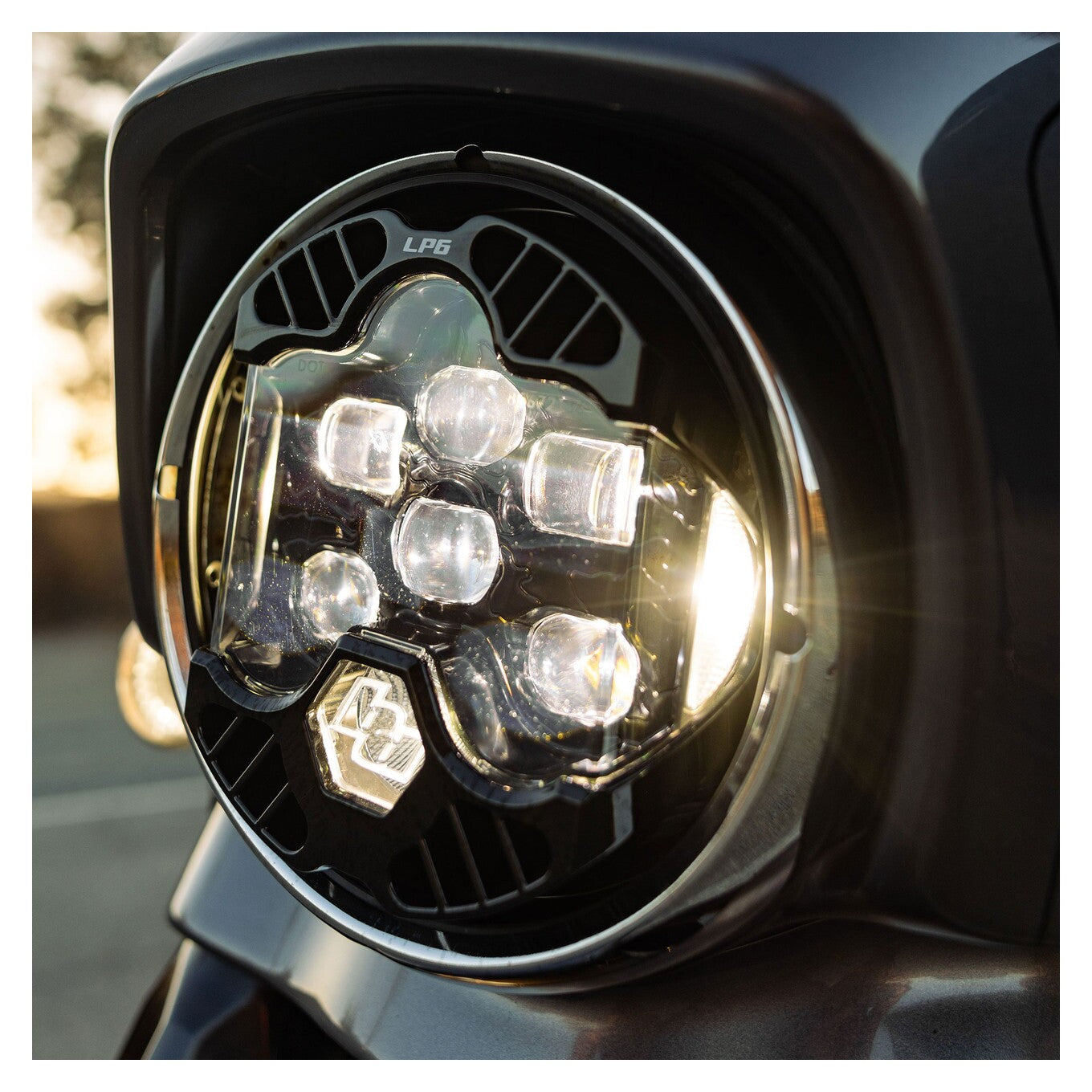 Kit de faros LED DRL DOT LP6 de Baja Designs para Harley