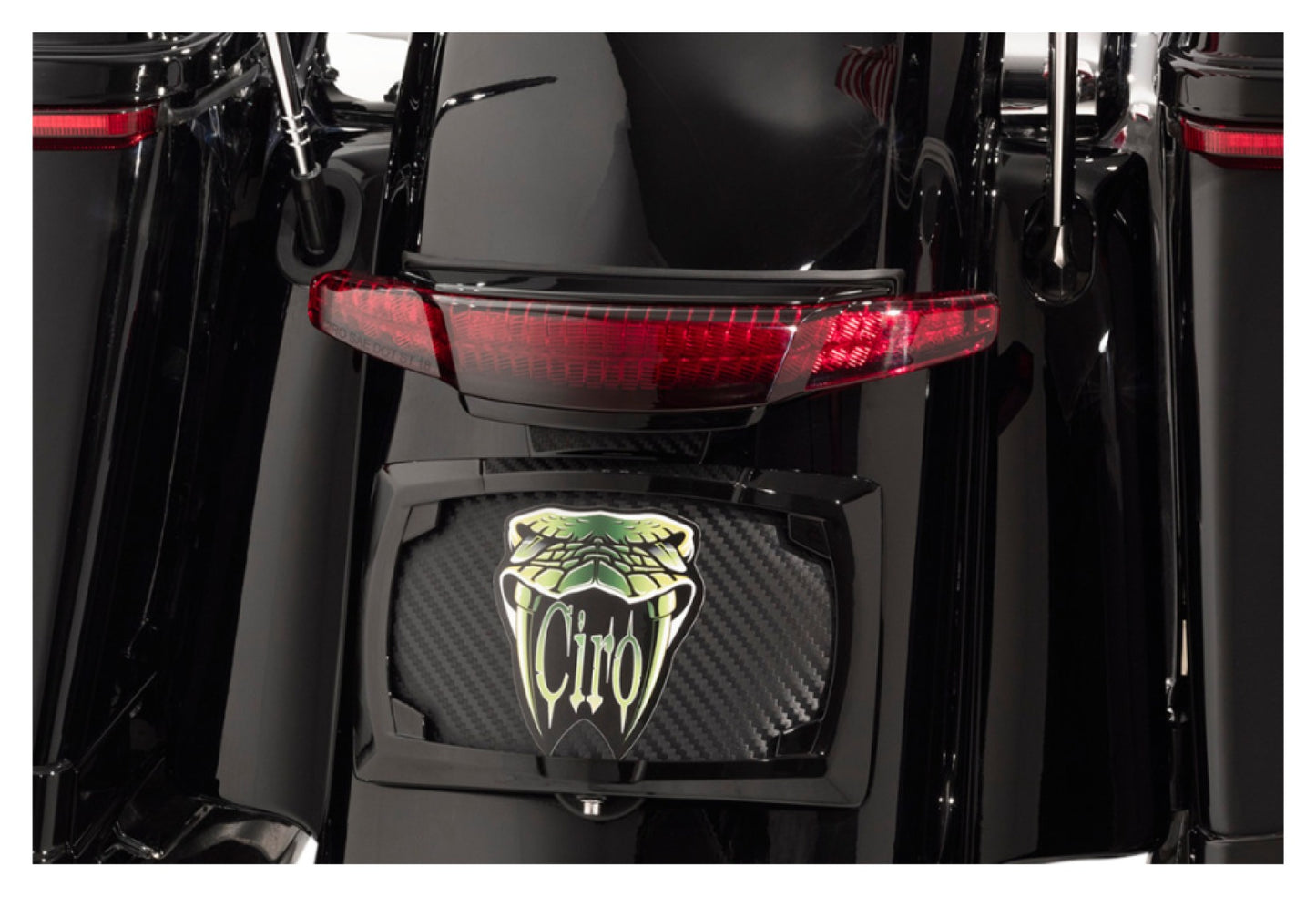 Luz trasera Ciro con soporte para matrícula para Harley Touring 2014-2024