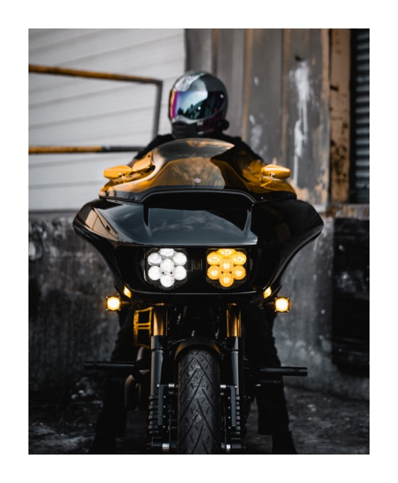 Faro delantero/antiniebla Shark Demon de Custom Dynamics para Harley Road Glide 2015-2025
