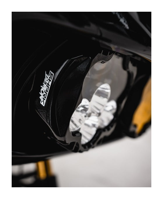 Faro delantero/antiniebla Shark Demon de Custom Dynamics para Harley Road Glide 2015-2025