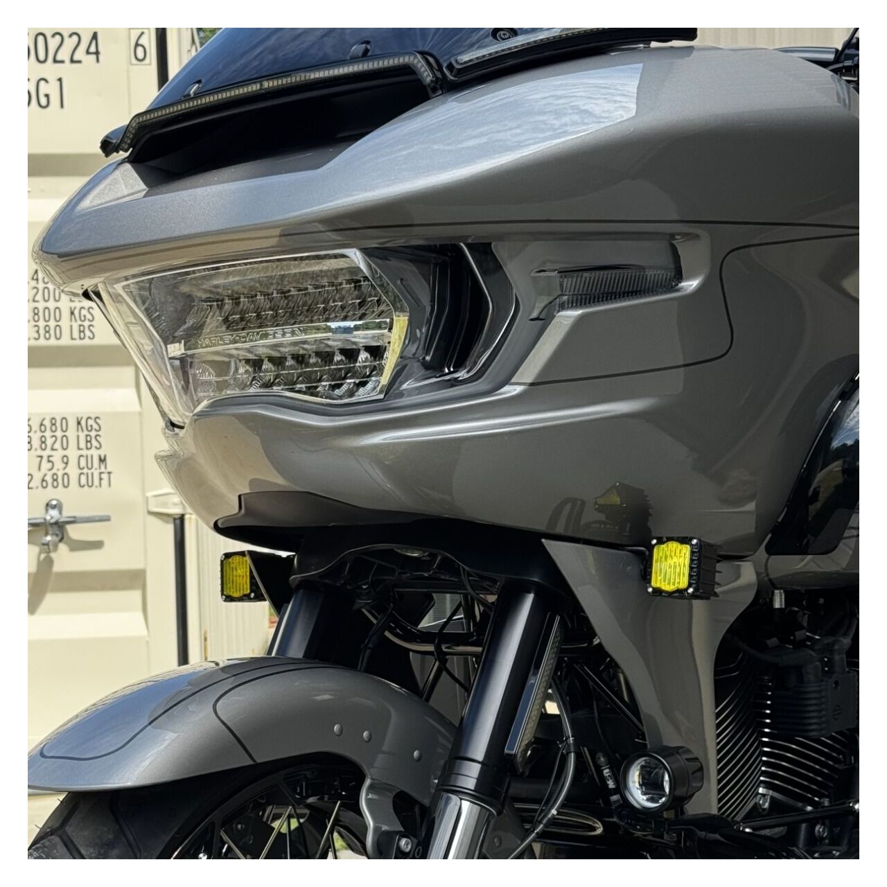 Intermitentes LED Shark Demon de Custom Dynamics para Harley Road Glide