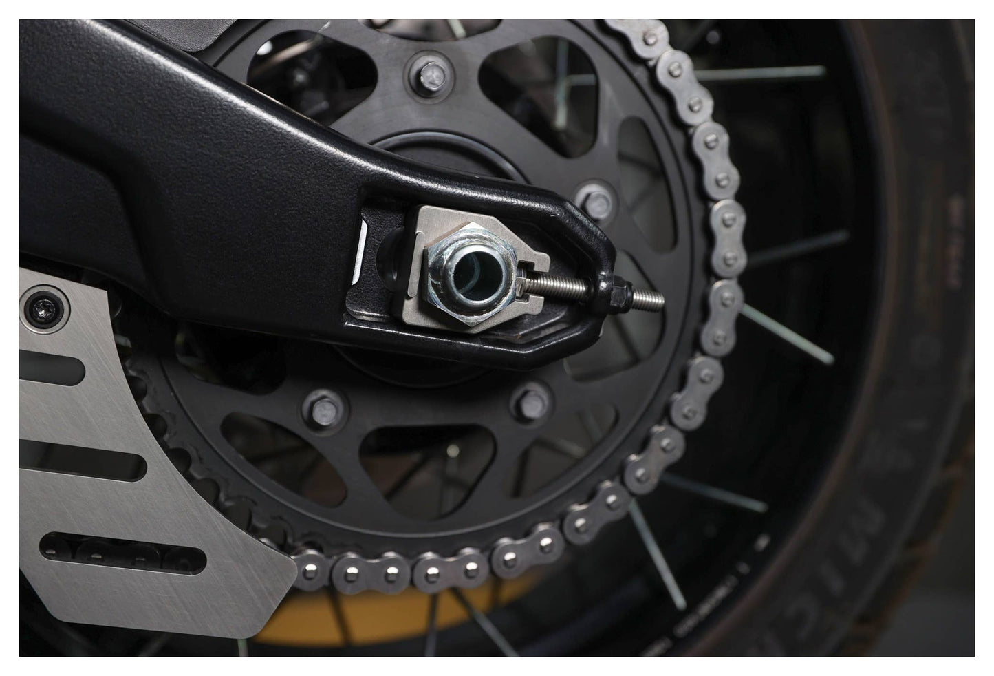 Bloques tensores de cadena Dynojet para Harley Pan America 2021-2026