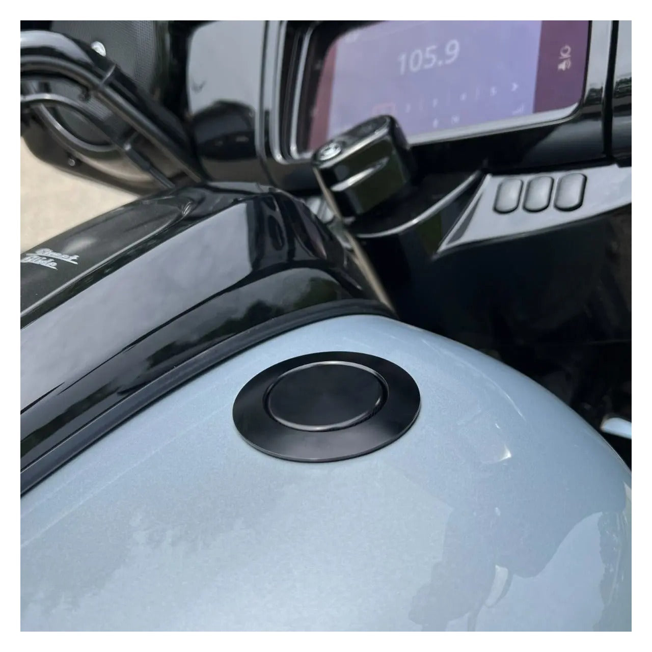 Tapón de gasolina emergente de montaje empotrado HogWorkz para Harley 2011-2026