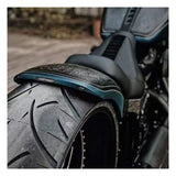 Guardabarros trasero ancho HogWorkz OE a juego con LED para Harley Fat Boy/Breakout 2018-2026