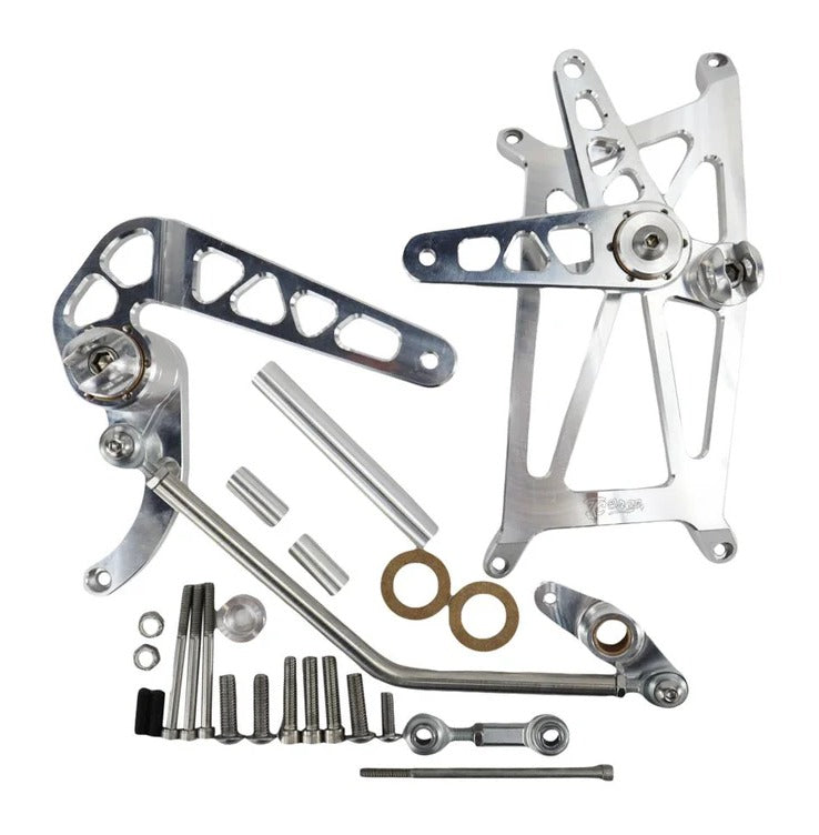Controles intermedios TC Bros Pro Series para Harley Softail 2018-2026