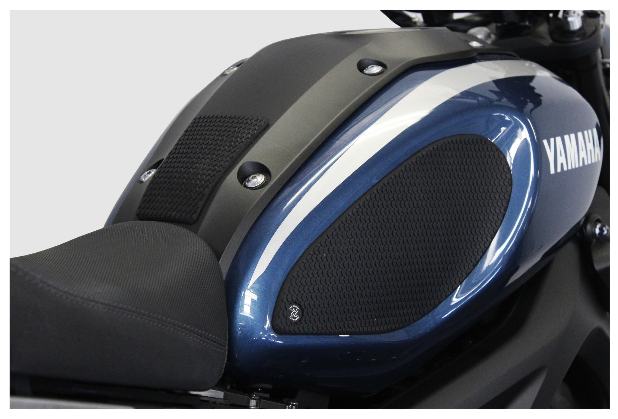 Protectores de tanque TechSpec Snake Skin
