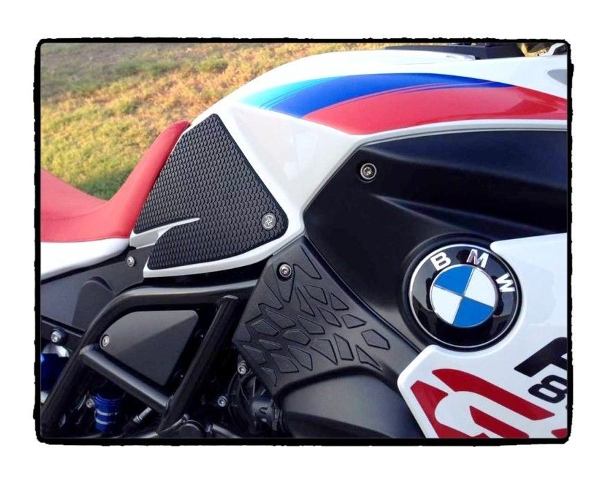 Protectores de tanque TechSpec Snake Skin