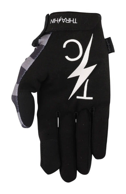 Guantes de estrellas y rayos invisibles de Thrashin Supply