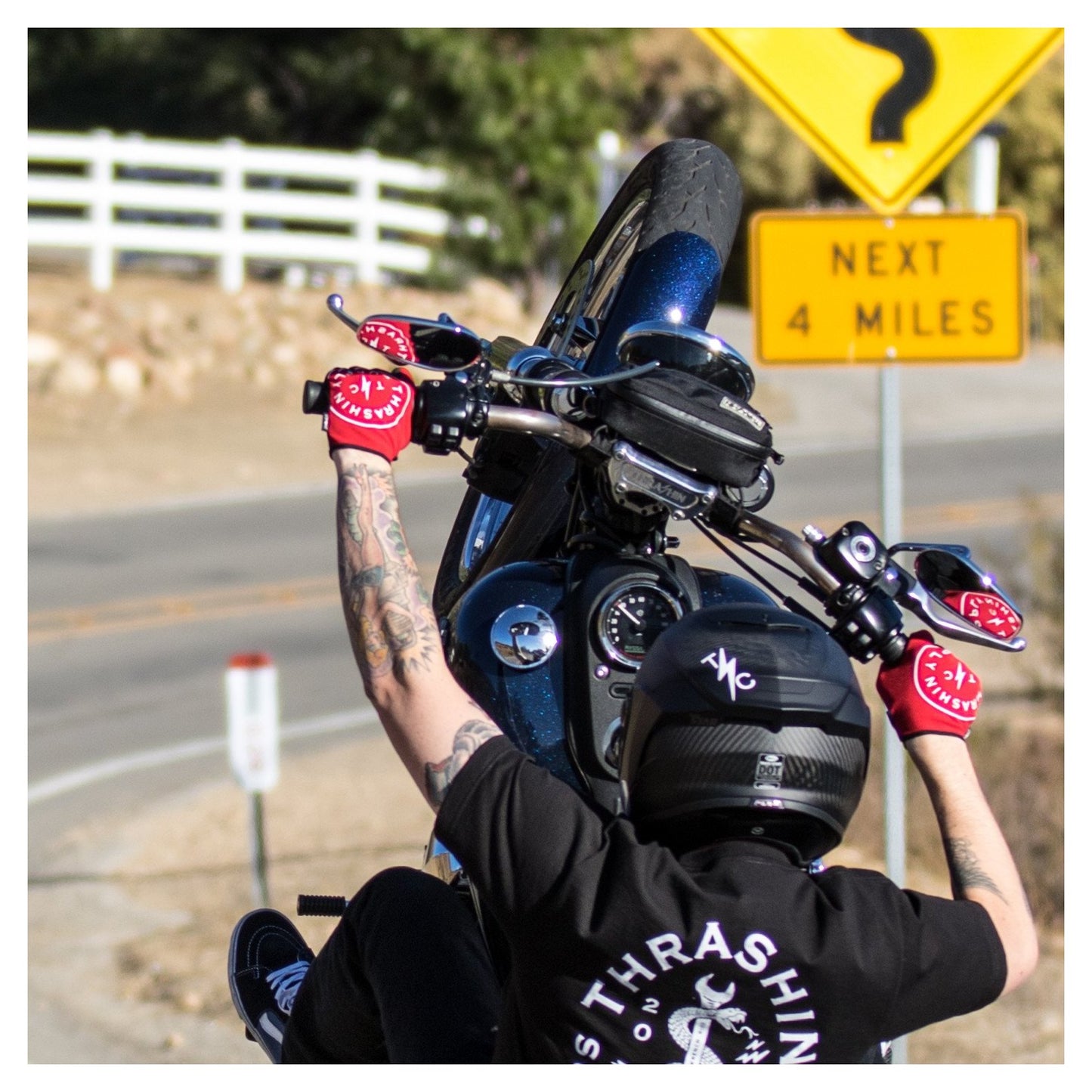 Guantes Thrashin Supply Stealth V2