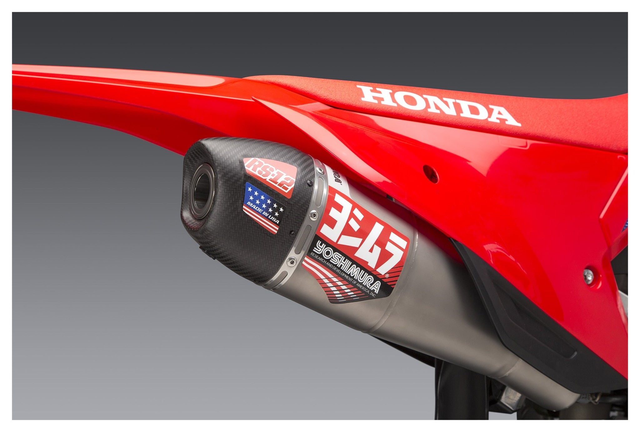 Escape deslizante Yoshimura RS-12