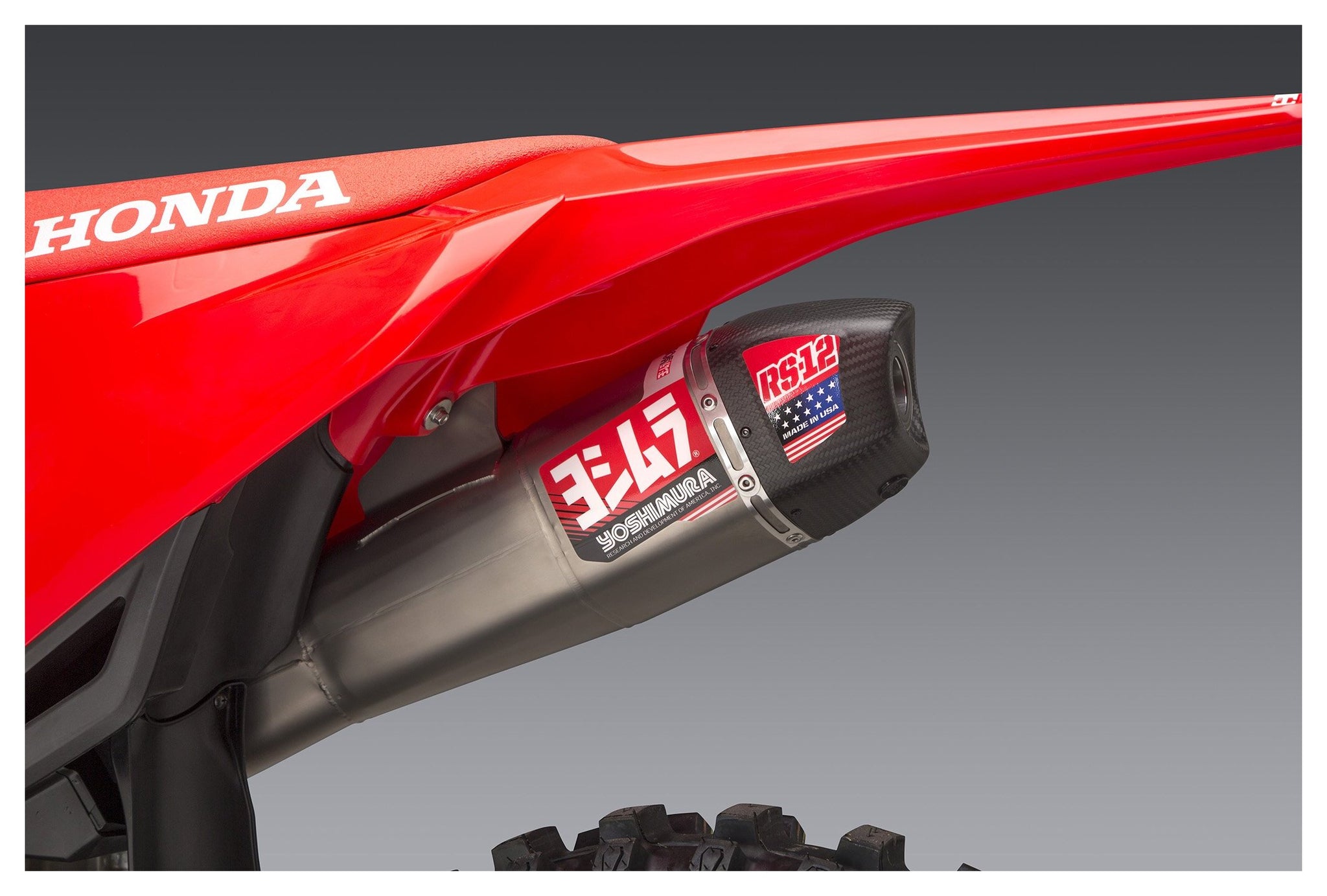 Escape deslizante Yoshimura RS-12