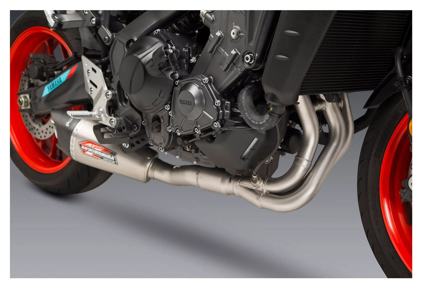 Sistema de escape de competición Yoshimura AT2