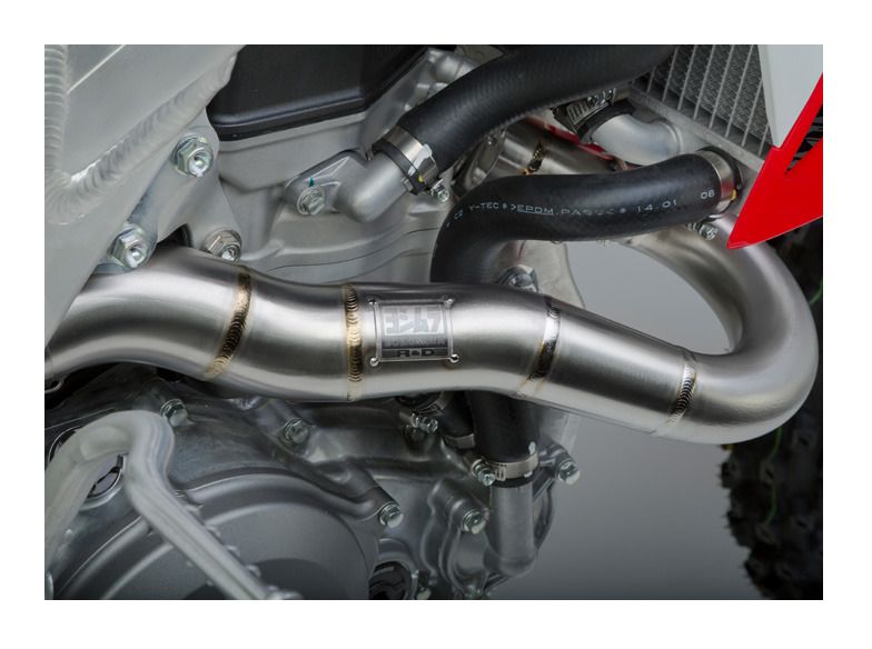 Sistema de escape Yoshimura RS-9